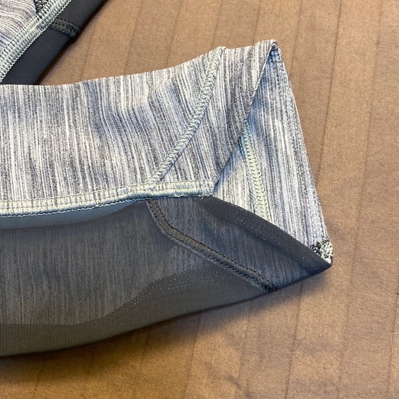 Lululemon workout pants - Picture 4 of 9